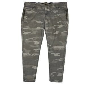 Democracy “Ab” solution Tummy Control Camouflage Jeans Zip Pockets Size 22W